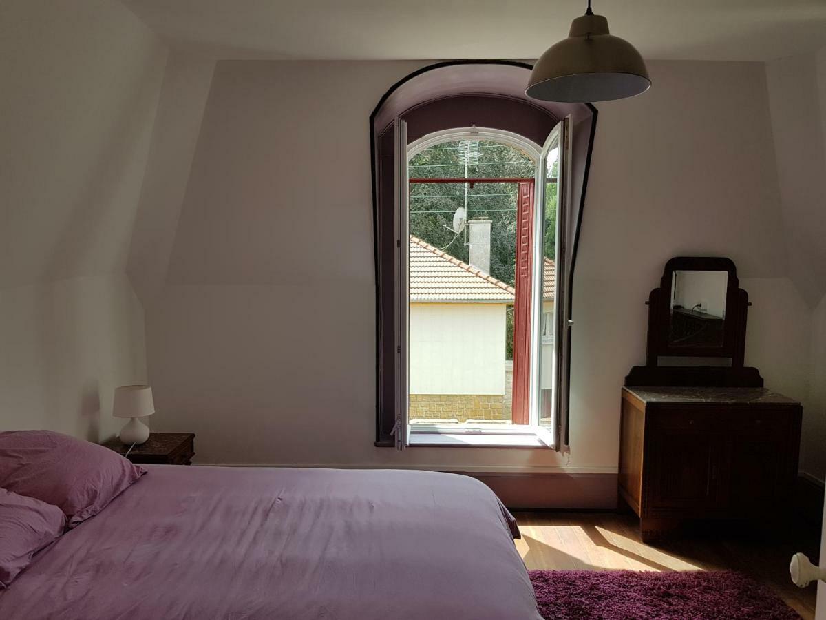 Appartement Atypique - 2 Chambres - Rue Calme Dans Centre Ville ซีดาน ภายนอก รูปภาพ