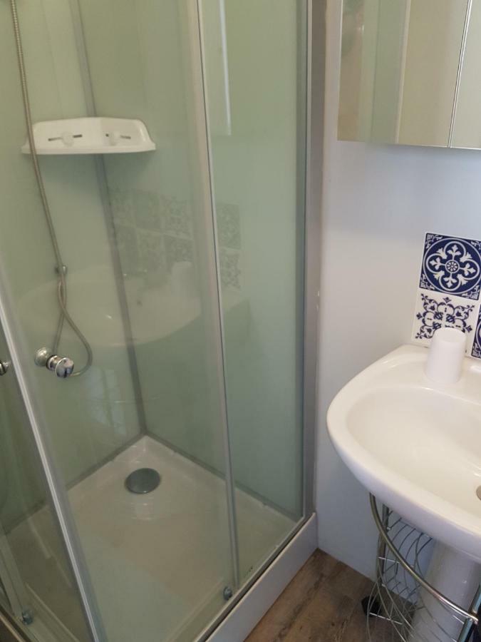 Appartement Atypique - 2 Chambres - Rue Calme Dans Centre Ville ซีดาน ภายนอก รูปภาพ